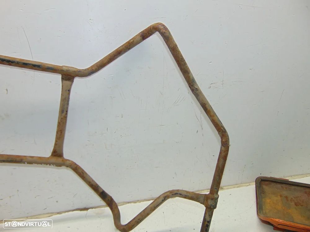 Toyota Hiace LH20 suporte pneu/Tampa - 1