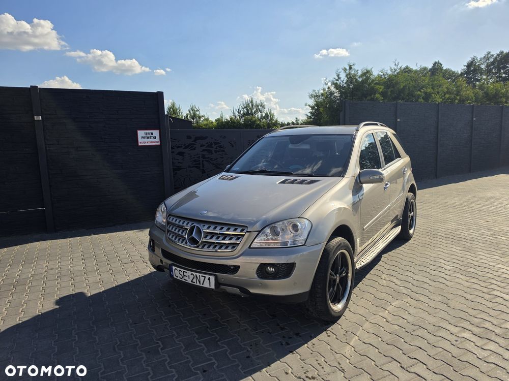 Mercedes-Benz ML - 1