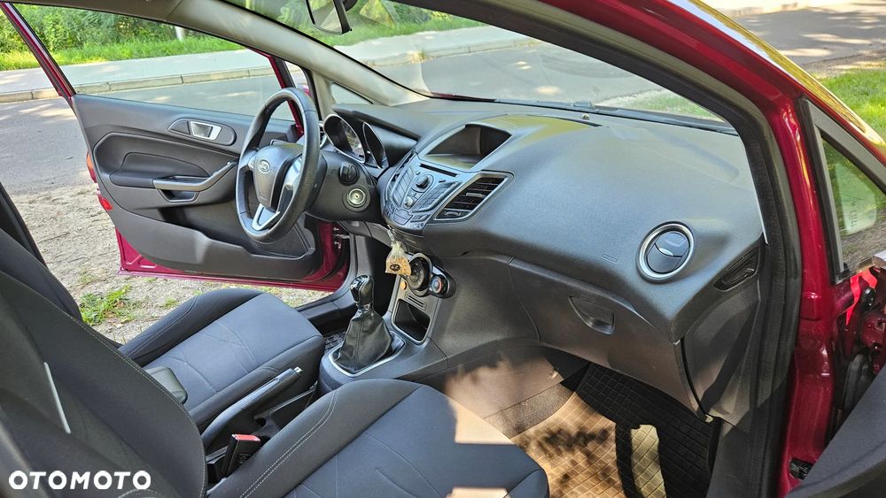 Ford Fiesta 1.25 Ambiente EU5 - 10