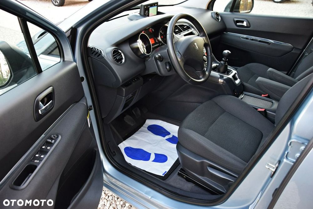 Peugeot 5008 - 27