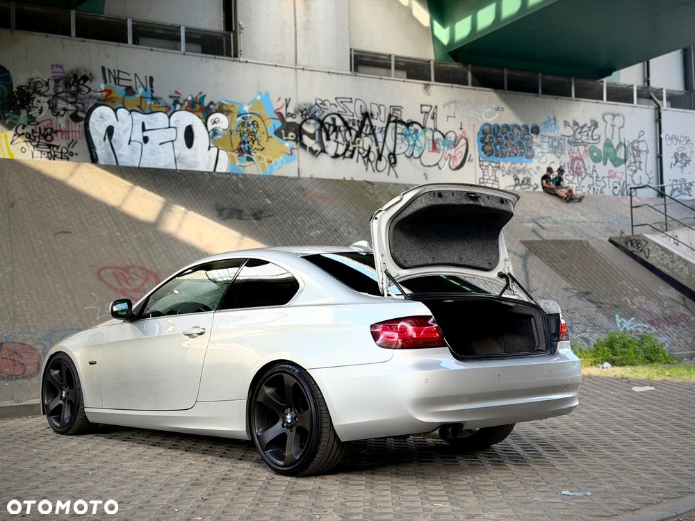 BMW Seria 3 320d DPF - 26