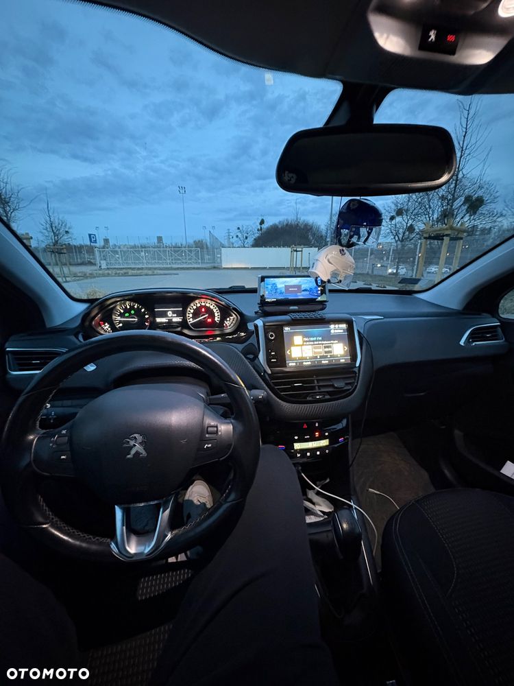 Peugeot 208 1.2 PureTech Active - 7