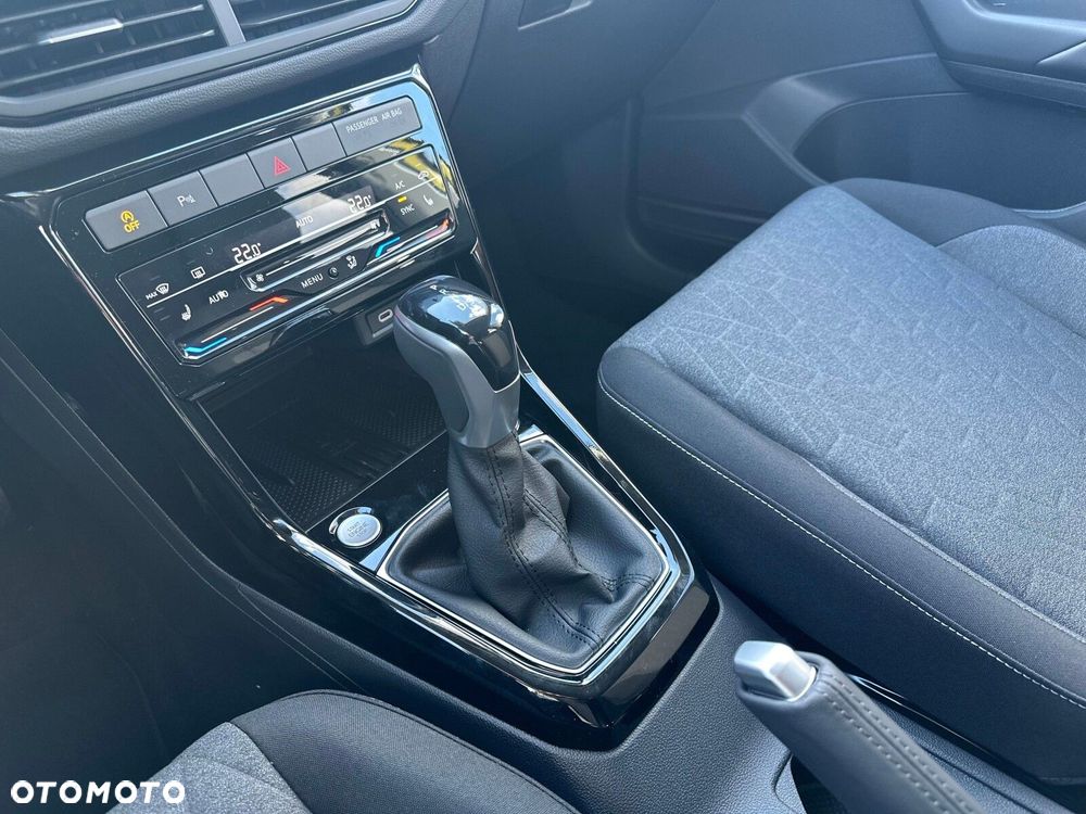 Volkswagen T-Cross - 23