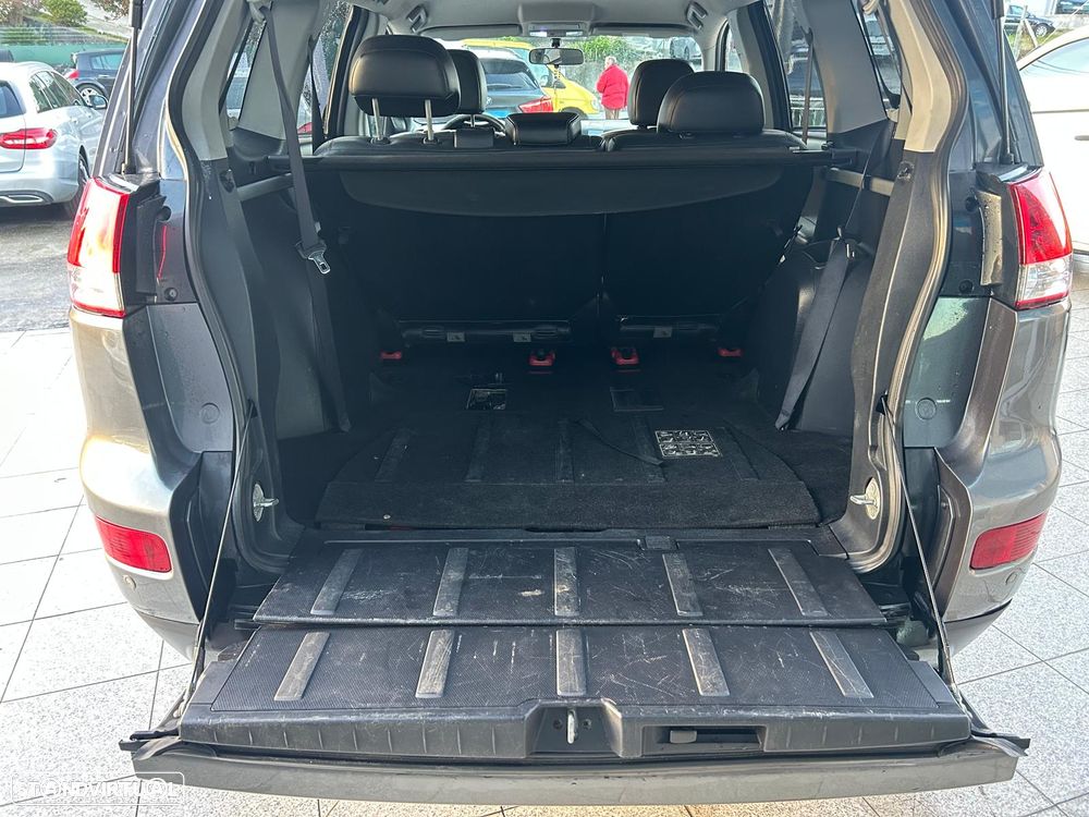 Citroën C-crosser 2.2 HDi Exclusive - 29