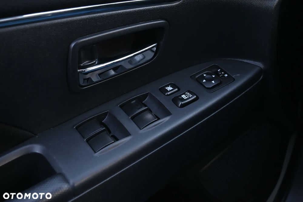 Mitsubishi ASX 2.0 2WD Intro Edition+ - 31