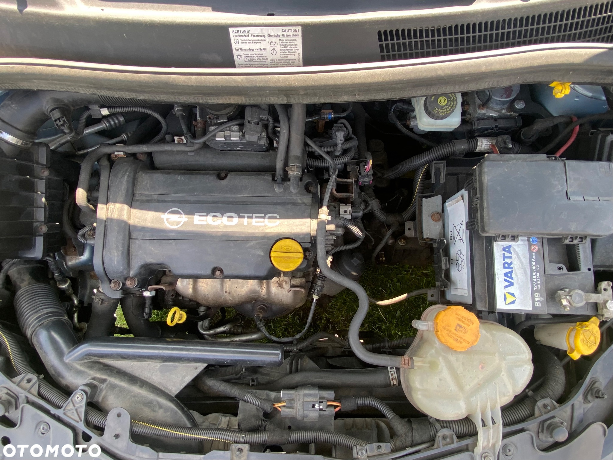 Opel Corsa 1.2 16V - 14