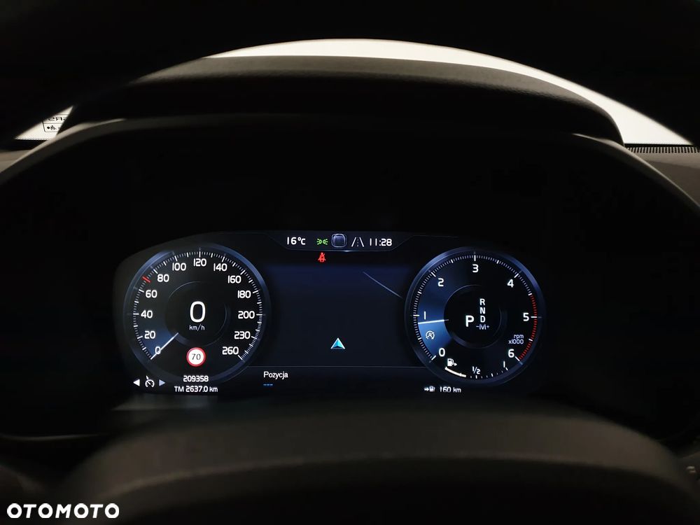 Volvo XC 40 D3 AWD Inscription - 8