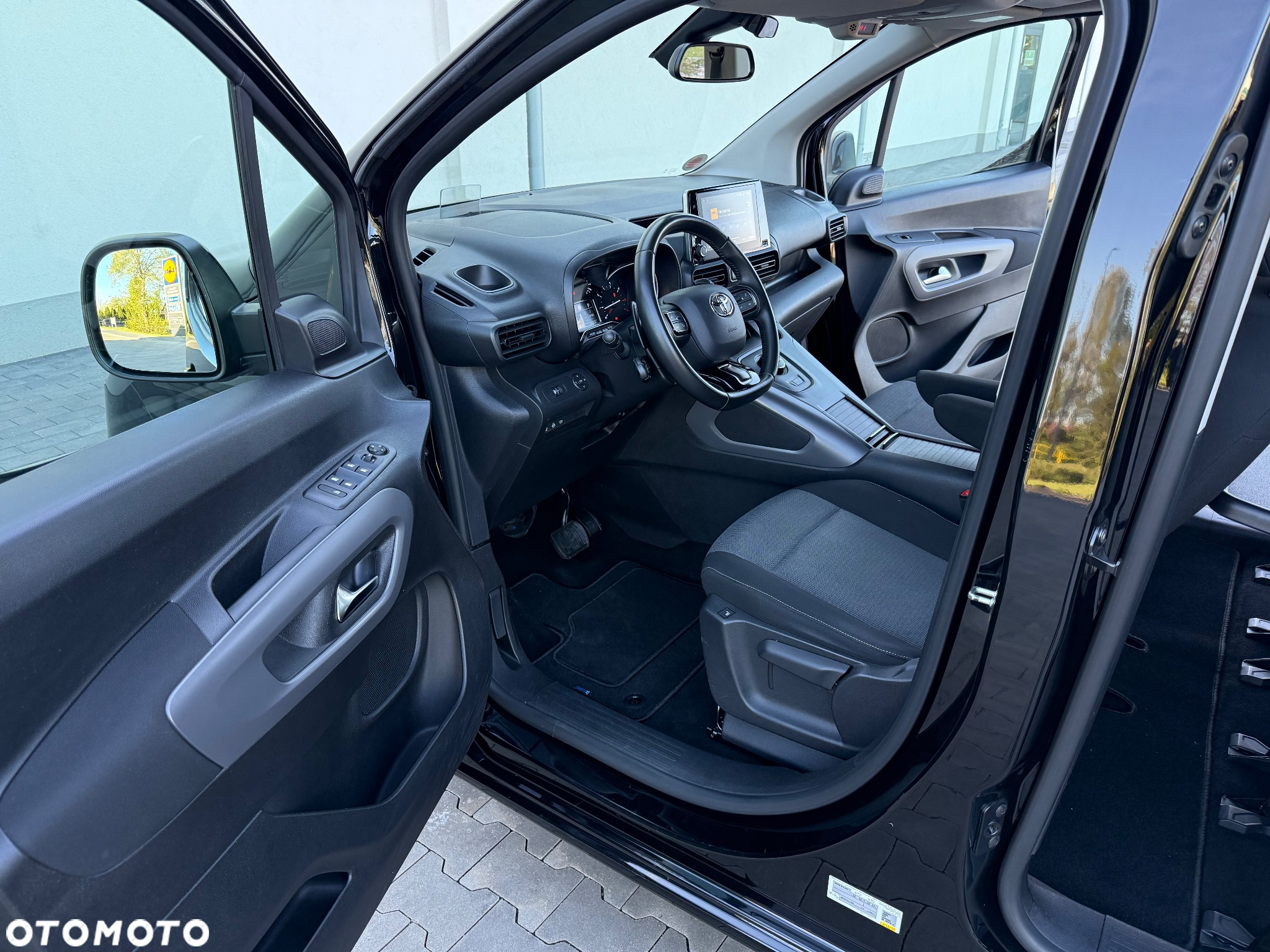 Toyota Proace City L2 1,5-l D-4D S&S Autm - 18