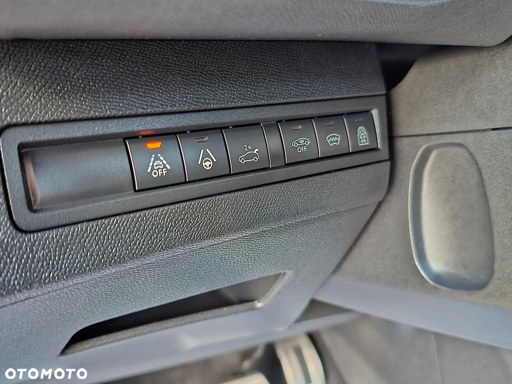 Peugeot 3008 1.6 PureTech GT S&S EAT8 - 21