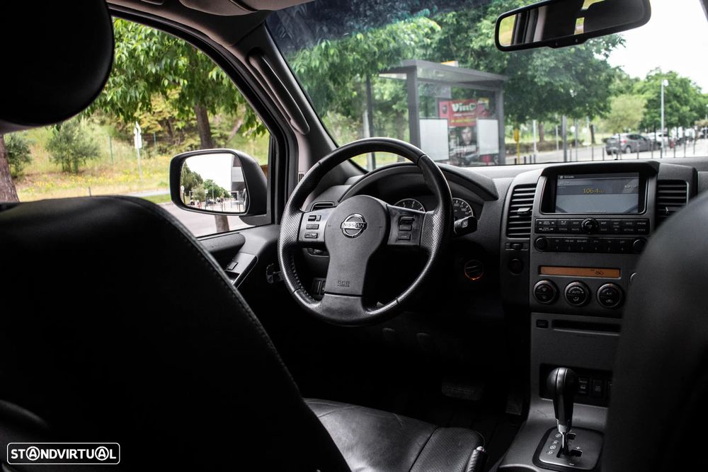 Nissan Pathfinder 2.5 dCi Aut. SE - 30