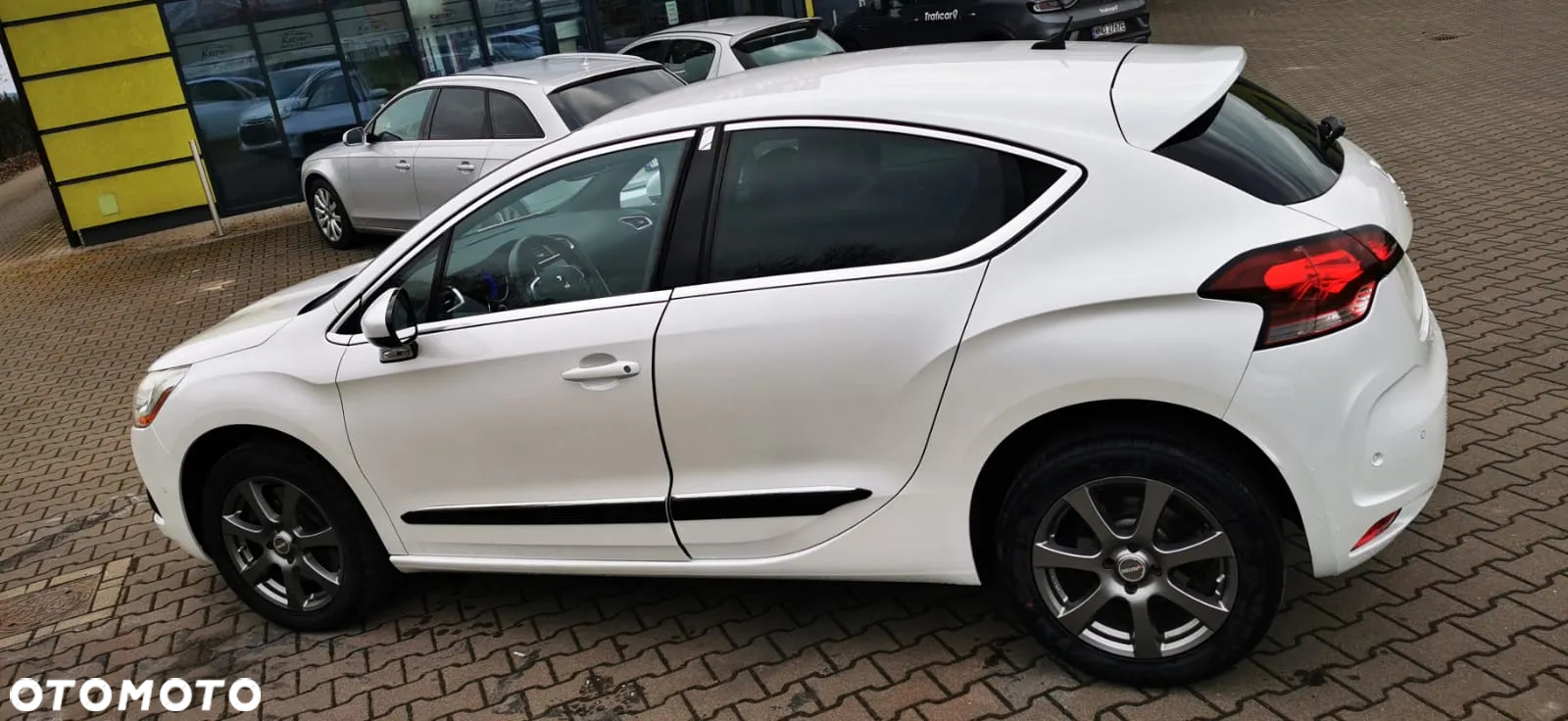 Citroën DS4 2.0 HDi SportChic - 6