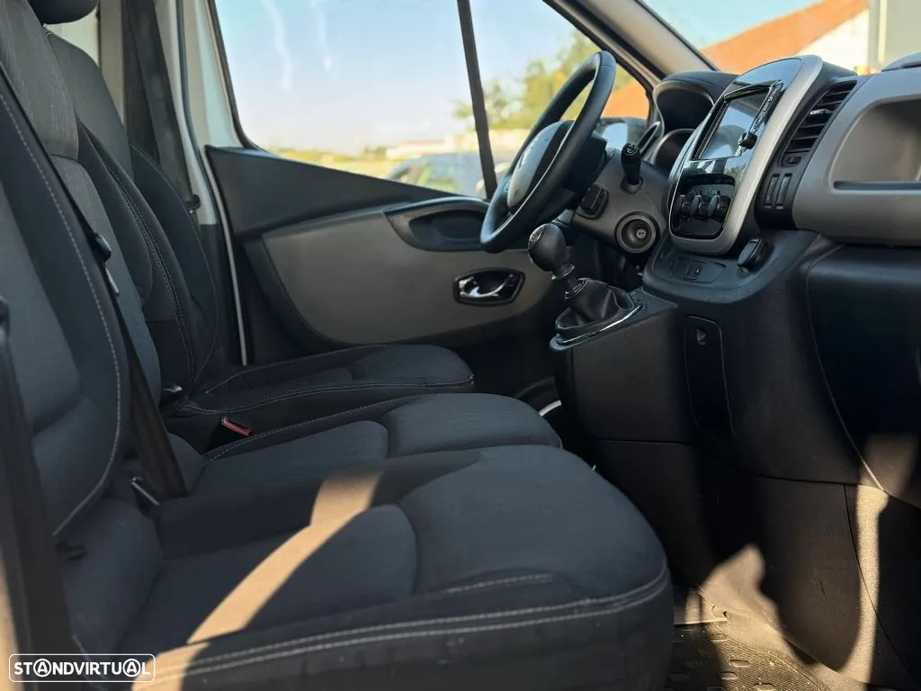 Renault trafic - 6