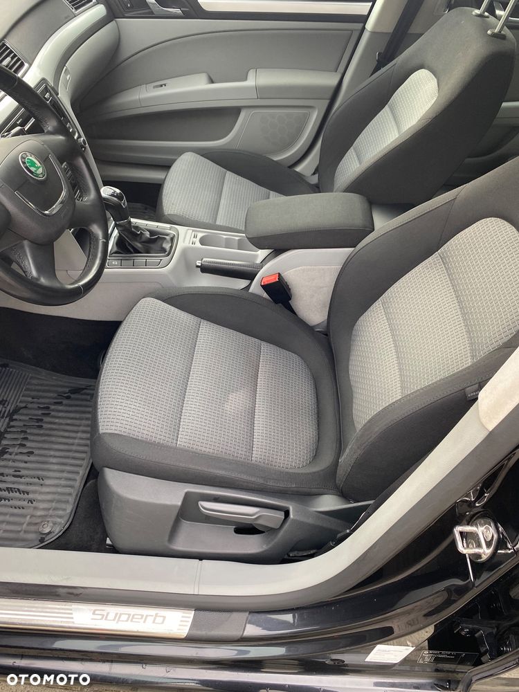 Skoda Superb 2.0 TDI Platinum - 20