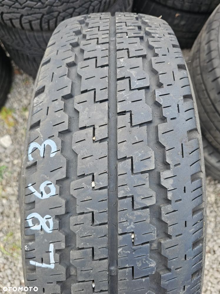KUMHO 205/75R16C 110/108R RADIAL 857 (2szt.) (1x6,0 1x6,5) (DOT: 2x0418) L863 - 2