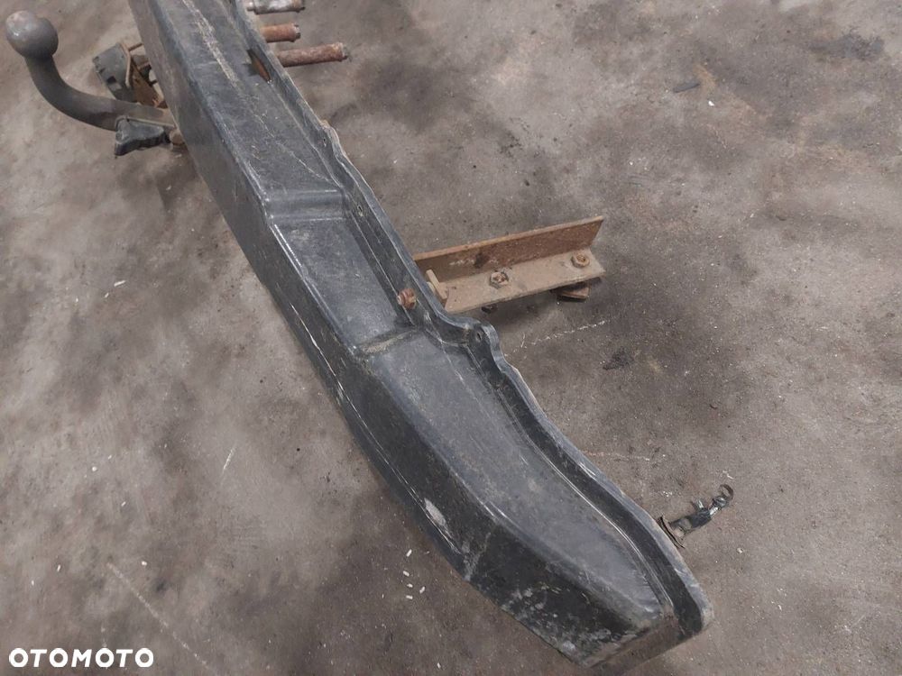 HAK HOLOWNICZY + TABLICZKA KIA CARNIVAL I LIFT - 2