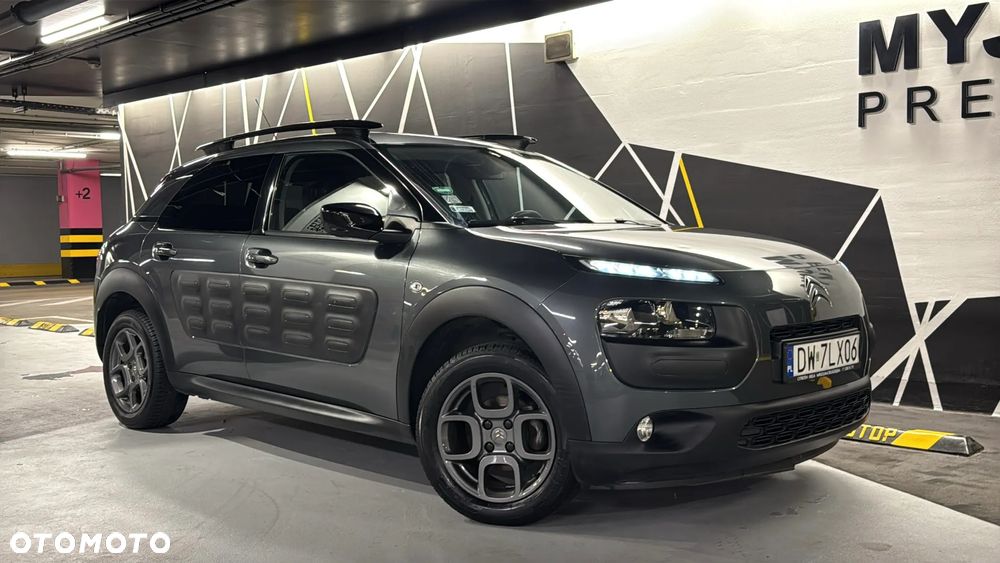 Citroën C4 Cactus 1.2 PureTech Shine - 1