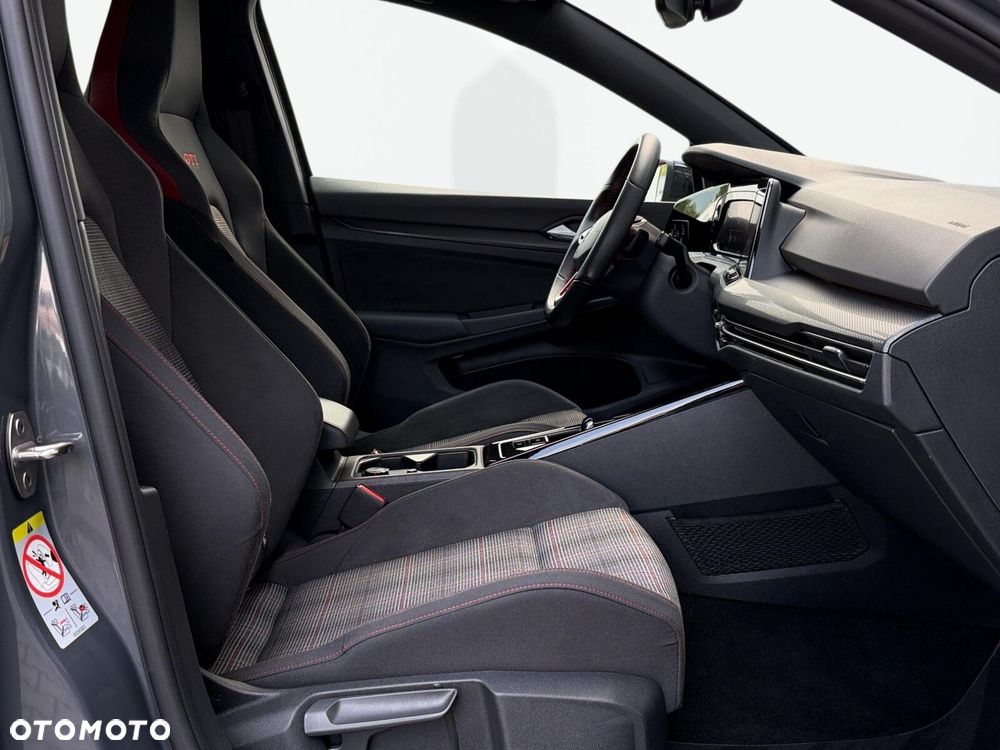 Volkswagen Golf 2.0 TSI GTI DSG - 17