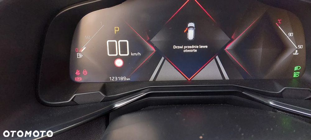 DS Automobiles DS 7 Crossback 1.5 BlueHDi Bastille - 14
