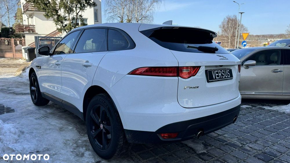 Jaguar F-Pace - 6