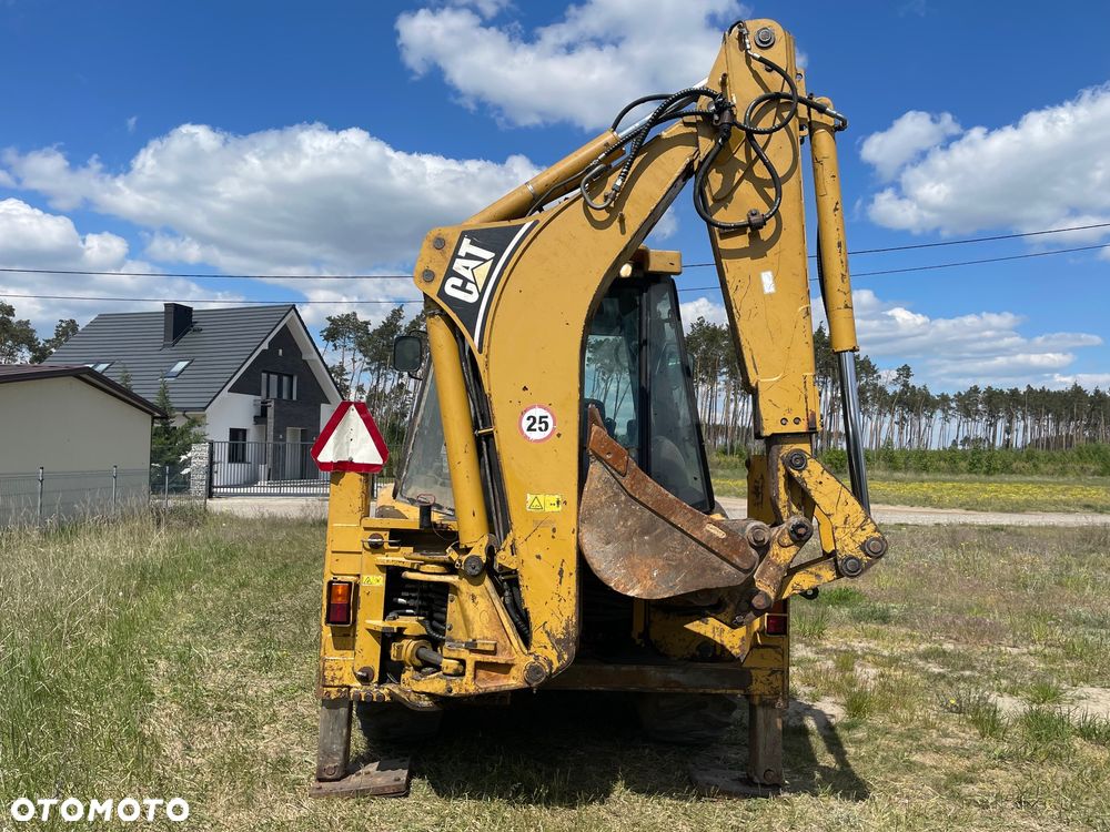 Caterpillar 432D - 4