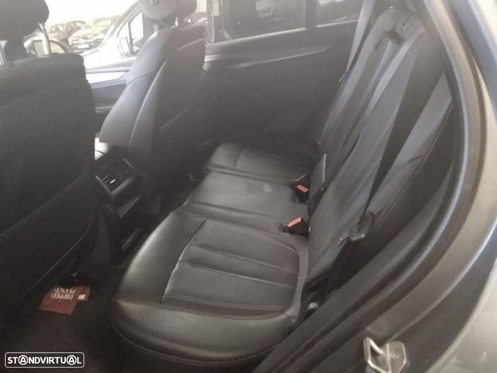 BMW X5 25 d sDrive Pack M - 4