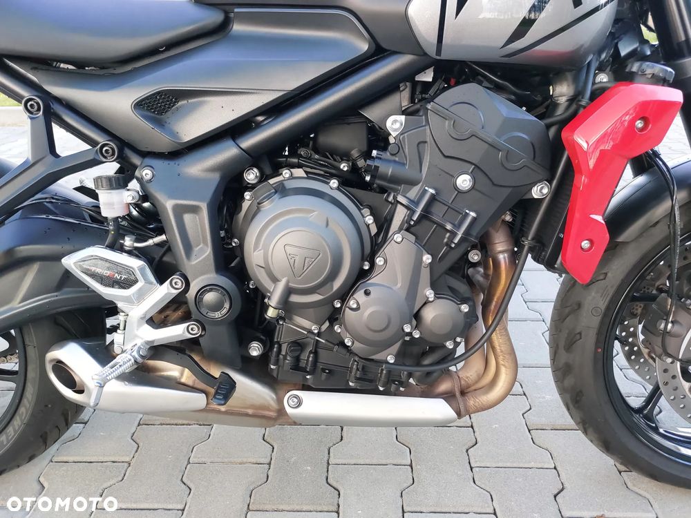 Triumph Trident - 22