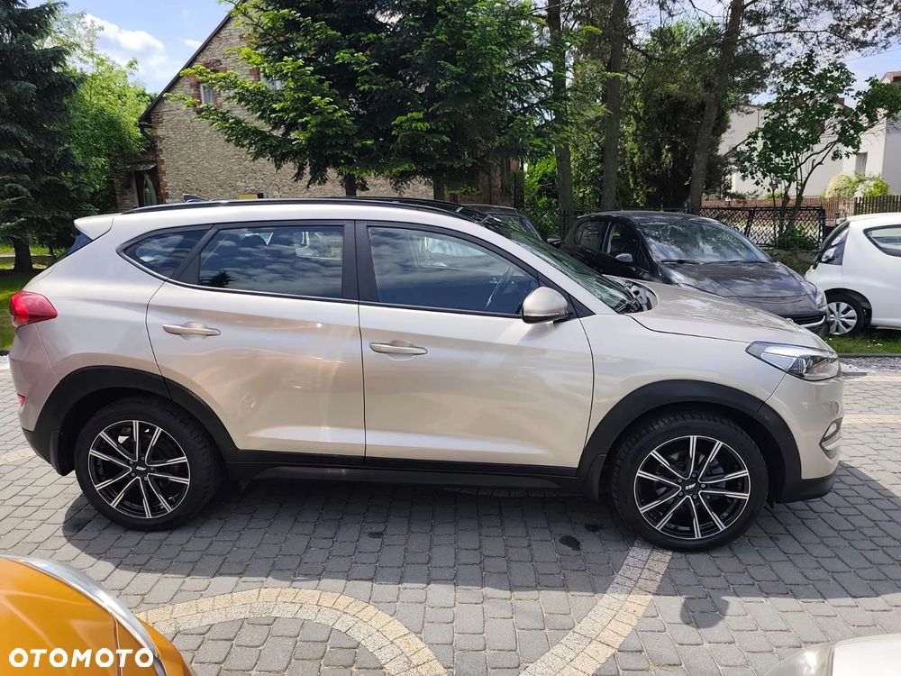 Hyundai Tucson - 11
