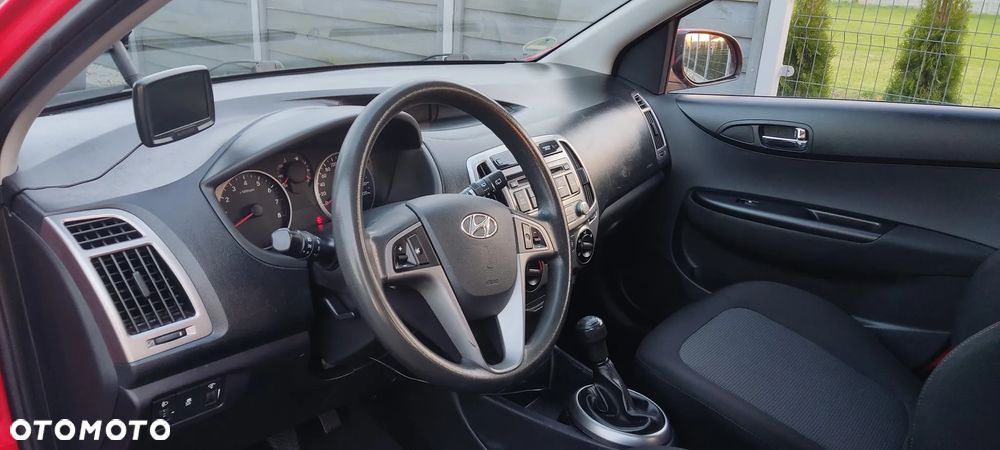 Hyundai i20 1.2 Fifa World Cup Edition - 10