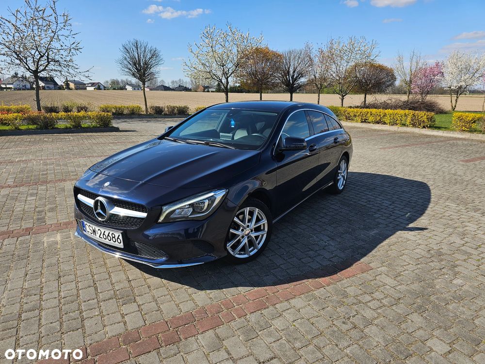 Mercedes-Benz CLA 180 7G-DCT - 1