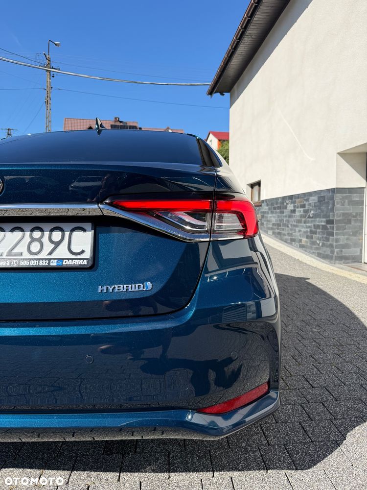 Toyota Corolla 1.8 Hybrid Executive - 11