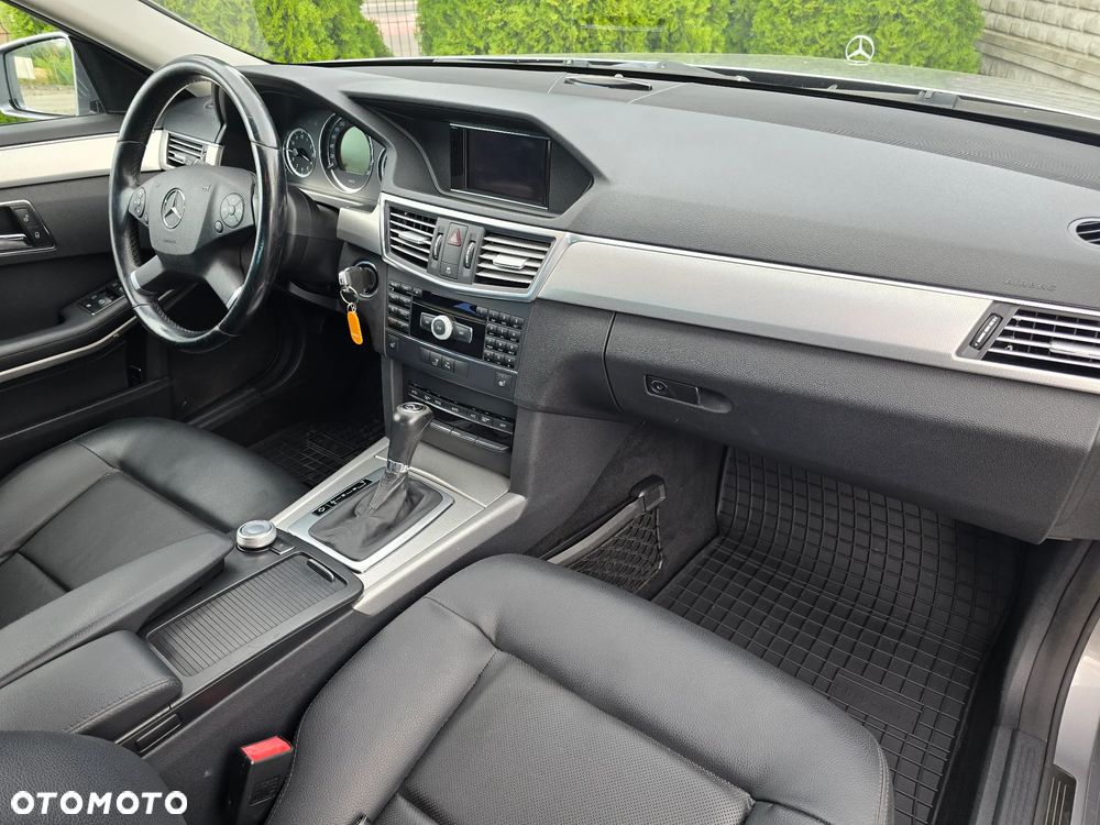 Mercedes-Benz Klasa E 220 CDI Automatik Elegance - 16