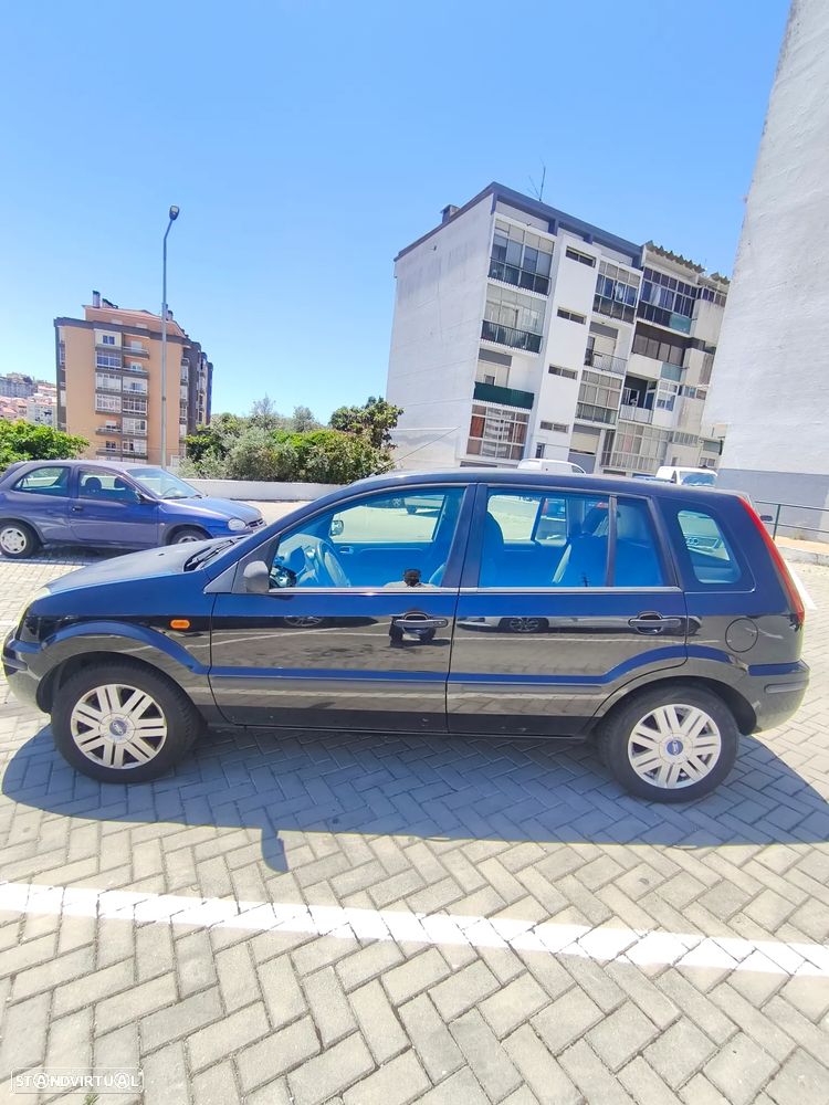 Ford Fusion 1.25 Elegance - 2
