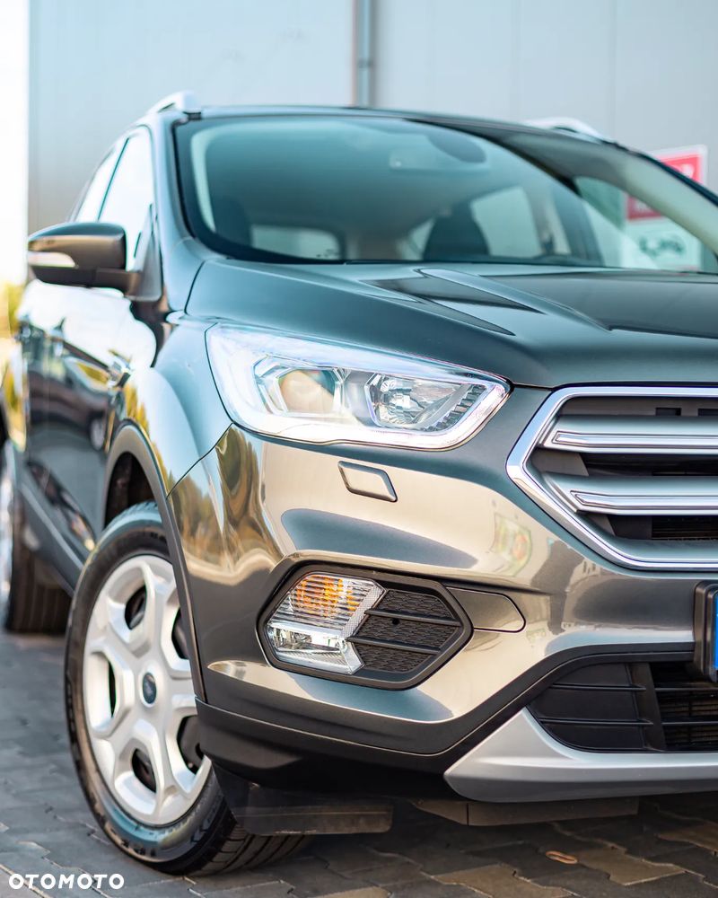 Ford Kuga 1.5 EcoBoost FWD Titanium ASS - 4
