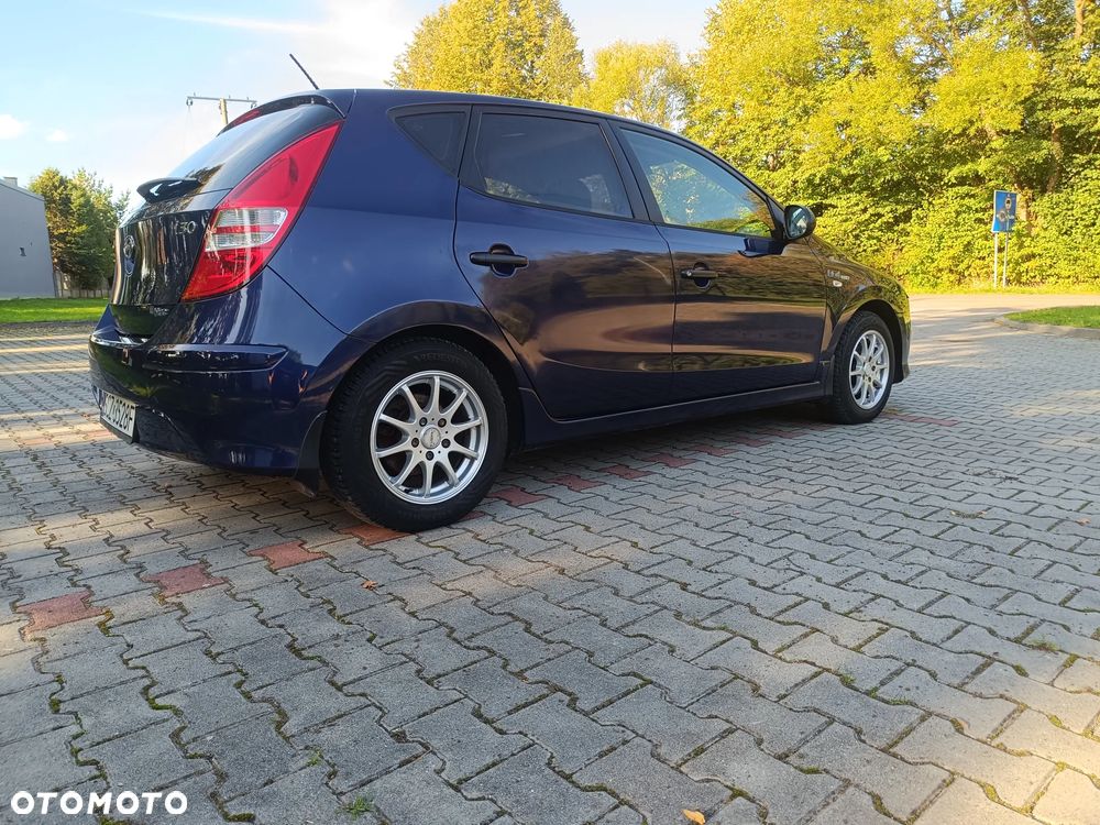 Hyundai i30 1.4 Blue Comfort - 9