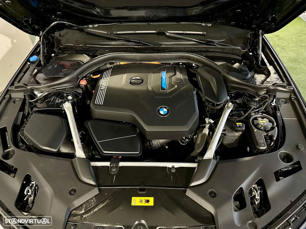 BMW 530 e Line Luxury - 52