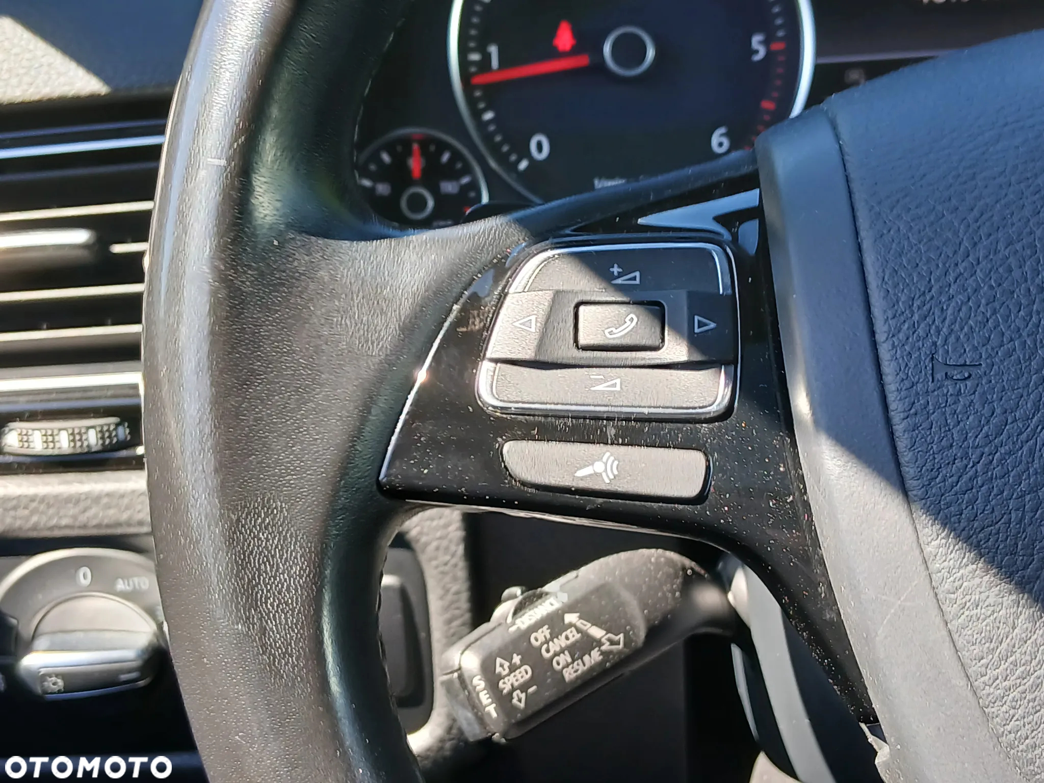 Volkswagen Touareg 3.0 V6 TDI BMT Perfectline R-Style - 14