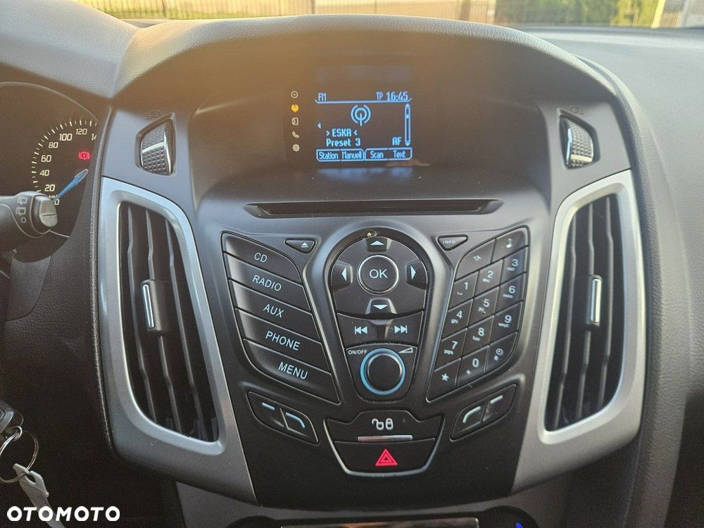 Ford Focus 1.6 Edition - 28