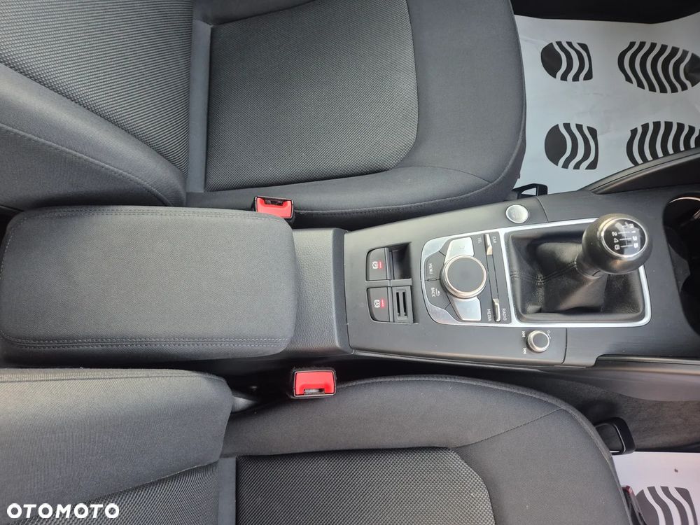 Audi A3 Sportback 1.5 TFSI - 14