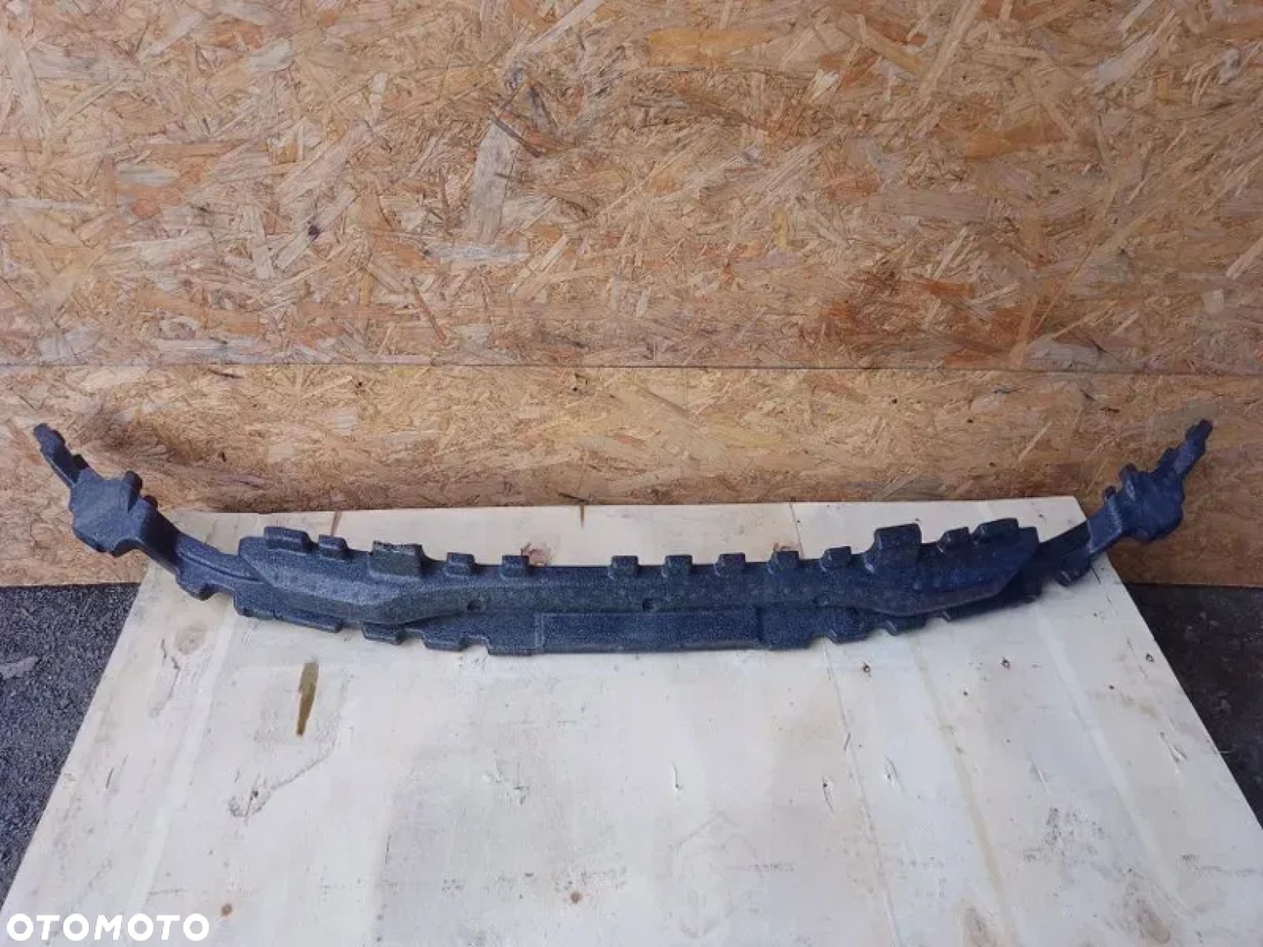 Absorber Zderzaka Przedniego Przód Audi A4 B9 S-Line 8W0807550AC - 1