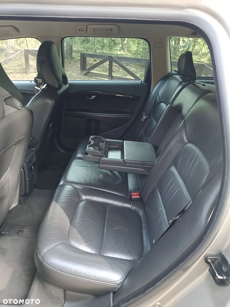 Volvo V70 2.0D Summum - 9