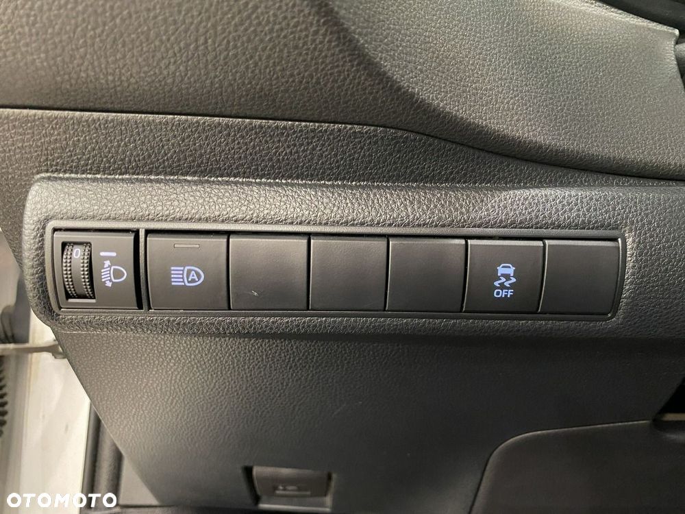 Toyota Corolla - 27
