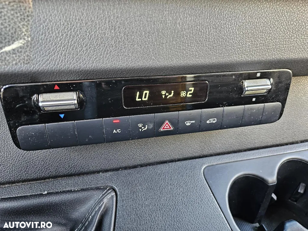 Mercedes-Benz Sprinter - 5