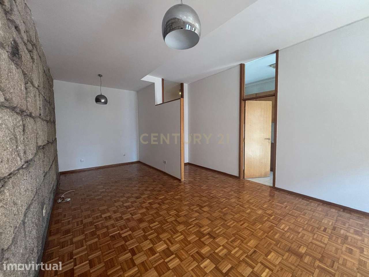 T0 Rua de Álvares Cabral, 371 – Porto | 54,30 m² - Grande imagem: 4/12