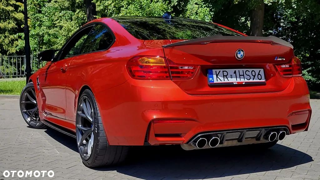 BMW M4 Standard - 5
