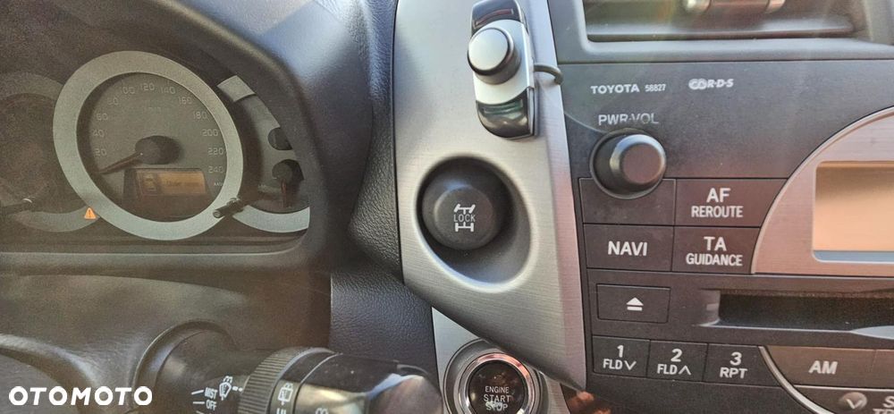 Toyota RAV4 2.2 D-4D 4x4 Executive - 14