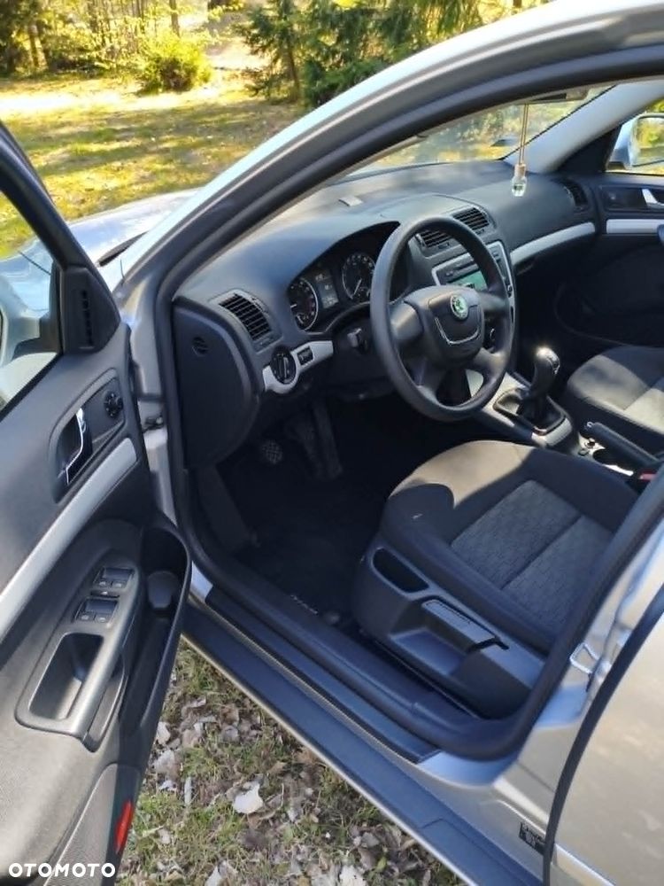 Skoda Octavia 1.6 TDI Ambiente - 16