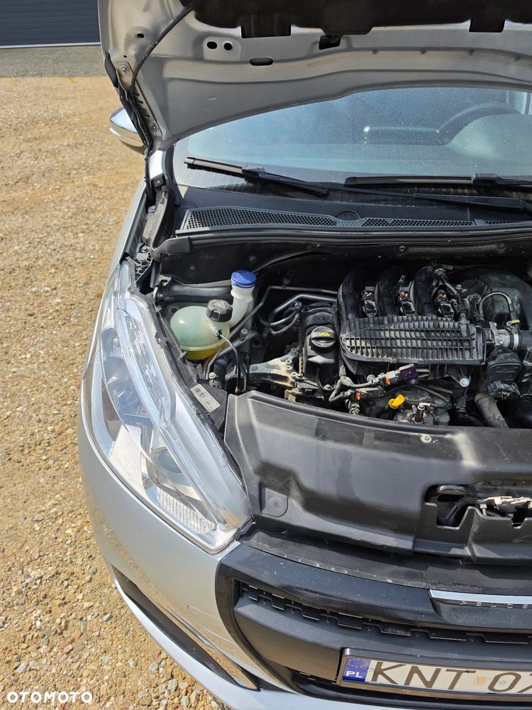 Peugeot 208 82 PureTech Style - 17