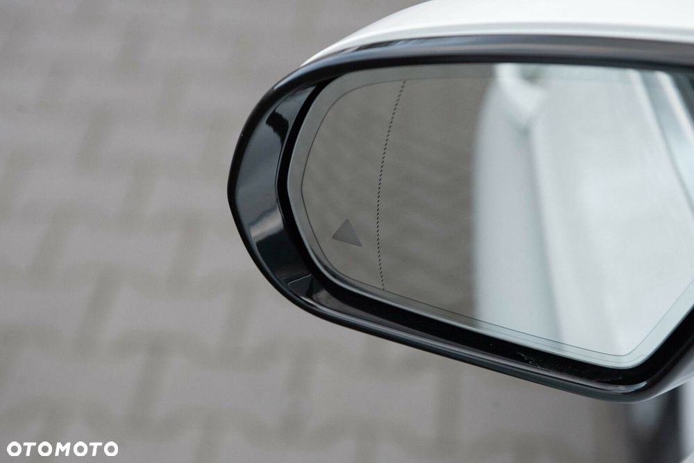 Mercedes-Benz Klasa E 220 d 4-Matic AMG/Avantgarde - 12