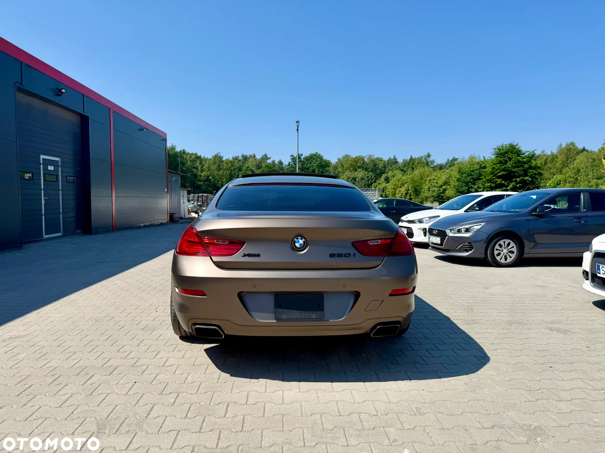 BMW Seria 6 650i xDrive - 7