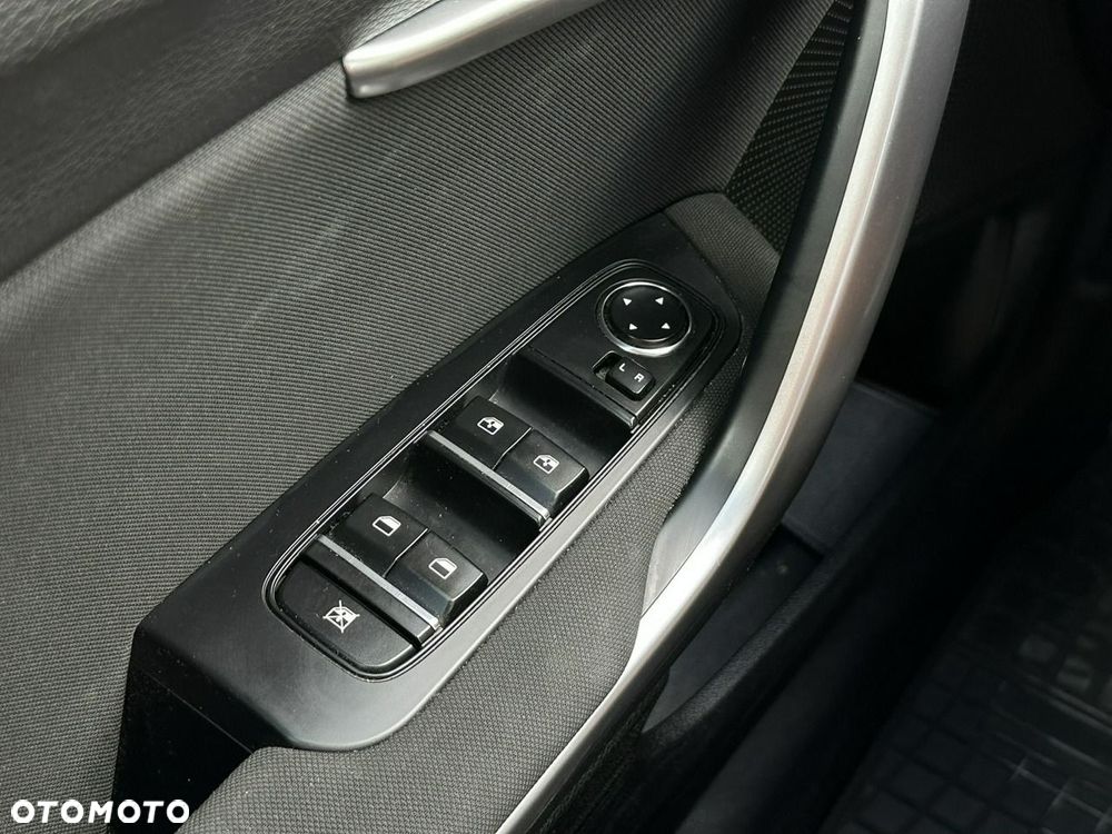 Kia Ceed - 26